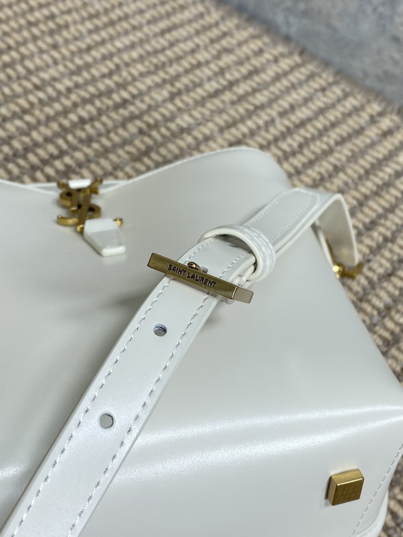 Y51 top handle bags